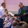 "Вы приняли правильное решение": губернатор похвалил выпускника из Невельска за желание поступать в СахГУ
