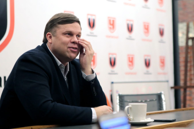 Радимов назвал клоунадой возвращение Кононова в "Торпедо"