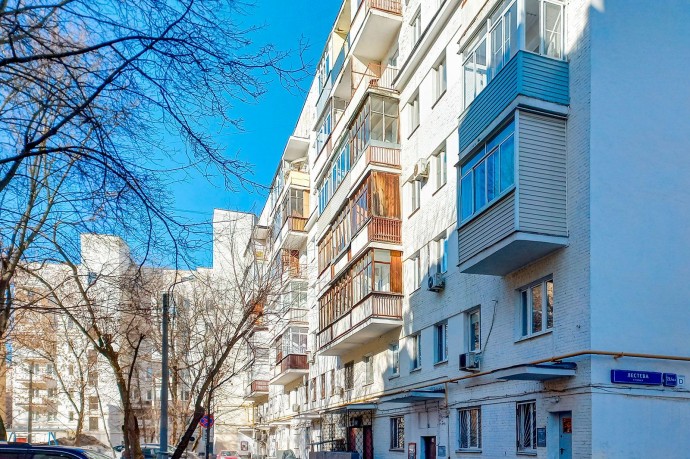 Инвесторы могут приобрести крупное помещение в историческом здании на улице Лестева