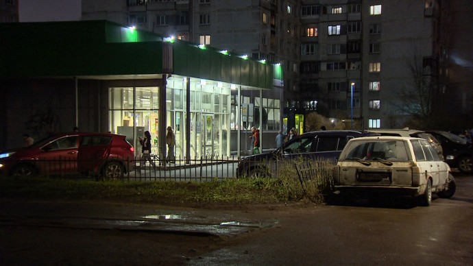 Погиб, пытаясь задержать вора: стали известны подробности убийства покупателя у магазина в Петербурге