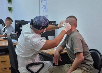 Московские сурдологи в Приамурье обследовали слух у 35 участников СВО Московские сурдологи в Приамурье обследовали слух у 35 участников СВО