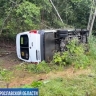 В результате ДТП с туристическим автобусом в Ярославской области пострадали восемь человек