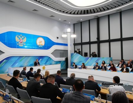 Глава Башкирии оформит поручения по итогам прошедшей Прямой линии Глава Башкирии оформит поручения по итогам прошедшей Прямой линии