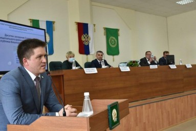 Владимир Путин наградил главу Аскинского района Башкирии