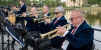 Плюс еще один звучный проект: в Астрахани теперь музыка не только на траве и воде, но и на Волге