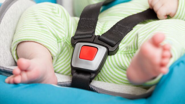 Путин подписал закон о штрафах за нарушение требований к перевозке детей