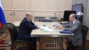 Встреча Михаила Мишустина с руководителем Федерального агентства железнодорожного транспорта Александром Сахаровым