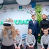 Сергей Кравцов и Оксана Лут посетили сельскохозяйственный кластер «Профессионалитета» в Белгородской области