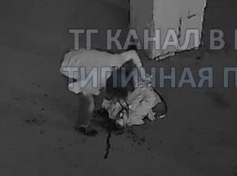 Подросток, которого нокаутировали в Пензе, до этого избивал лежащего в луже крови человека