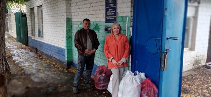 Астраханские железнодорожники провели благотворительную акцию по сбору одежды и обуви для бездомных