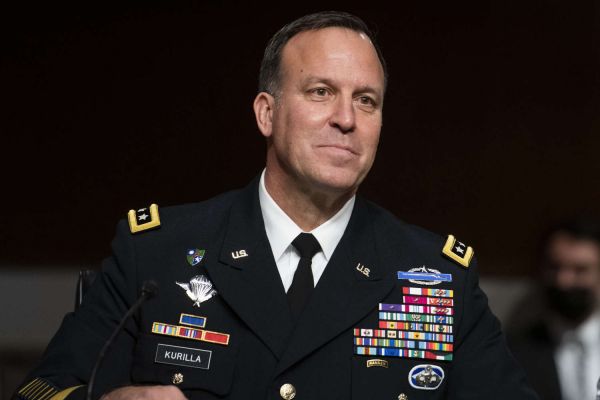 Глава CENTCOM отменил выступление в Сенате из-за эскалации на Ближнем Востоке