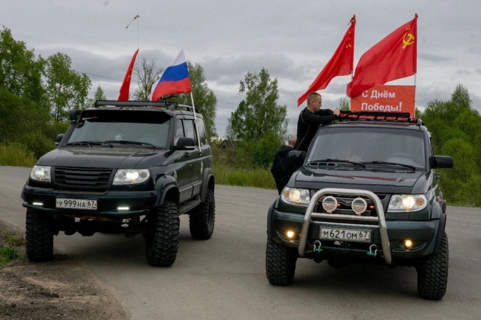 В День Победы в Духовщинском округе состоялся автопробег