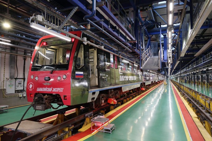 На Арбатско-Покровскую линию метро вышел поезд, посвященный победам спортсменов из России и СССР