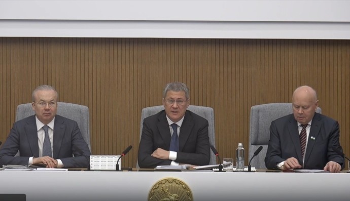 В Башкирии в новогодних городках будут организованы дежурства