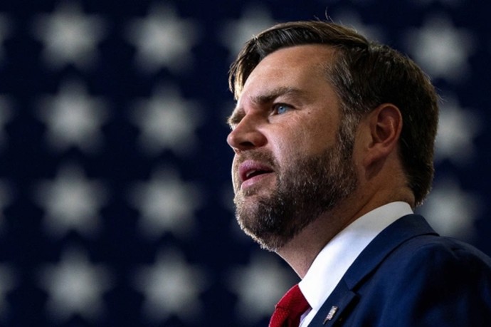 Вице-президент США назвал «своим главным достижением» отказ от оружия для Украины
