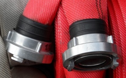 Погрузочный механизм потушили на улице Портовой в Шахтерске