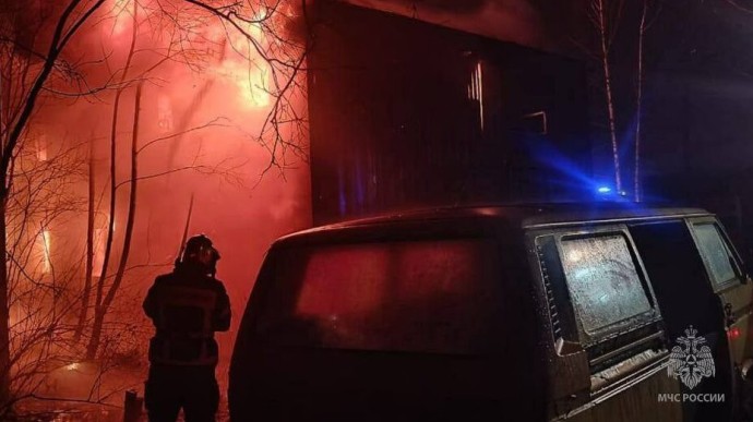 В Кингисеппском районе произошёл сильный пожар в общежитии В Кингисеппском районе произошёл сильный пожар в общежитии