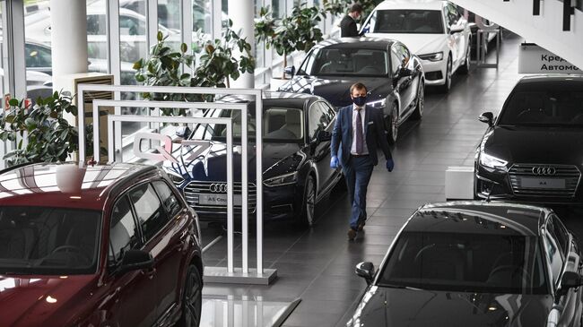 Мантуров оценил ситуацию с продажами автомобилей в России