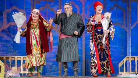 В Башдарме состоялась премьера комедии «Бунт невесток»