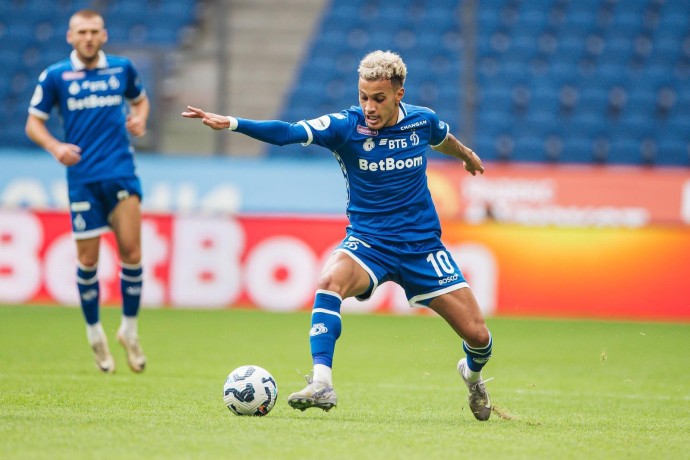 Лидер "Динамо" Бителло оценил возможность получения российского гражданства Лидер "Динамо" Бителло оценил возможность получения российского гражданства