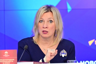 Новогодние праздники в ЕС спасают неравнодушные жители, заявила Захарова