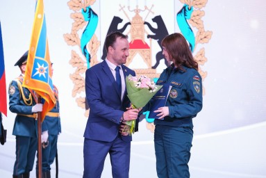Лучшие пожарные Новгородской области получили награды