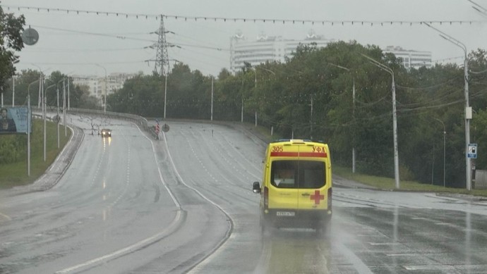 В Башкирии мужчина избил девочку-подростка тростью и поленом