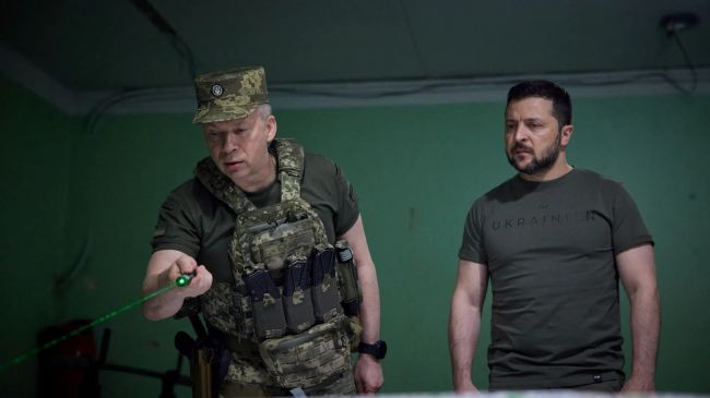 Зеленский напустил туману на фронте и пригрозил новыми ударами по России