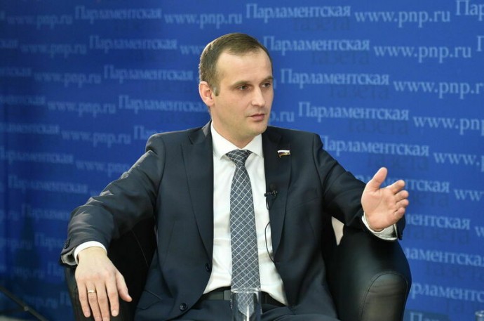 Депутат Леонов напомнил об опасности некачественных жидкостей для розжига