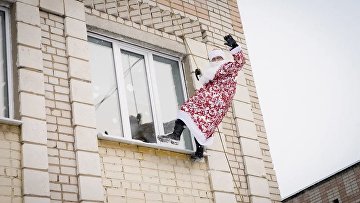 Более 45 тыс молодых людей присоединились к акции "Новый год в каждый дом"