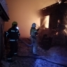 В Кировской области загорелись два дома и автомобиль