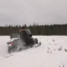 В Башкирии снегоход с двумя мужчинами застрял в поле