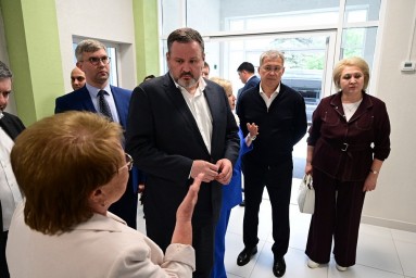 Министр труда РФ оценил геронтологический центр Башкирии «Именлек»