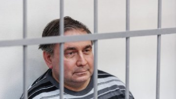 Суд приговорил к 5 годам условно экс-министра энергетики и ЖКХ Смирнова Суд приговорил к 5 годам условно экс-министра энергетики и ЖКХ Смирнова
