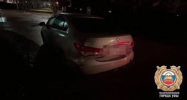 Иномарка сбила пешехода на «зебре» на Миловском шоссе в Уфе Иномарка сбила пешехода на «зебре» на Миловском шоссе в Уфе