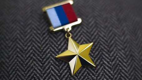 Вячеслав Володин поздравил Героев Отечества с праздником