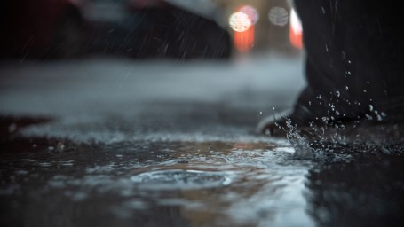 «Водоканал» подготовил систему водоотведения к надвигающимся на Петербург ливням