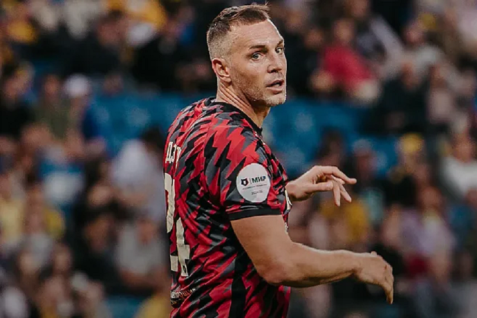 Артём Дзюба: "Мы могли и должны были победить в матче с "Локомотивом" Артём Дзюба: "Мы могли и должны были победить в матче с "Локомотивом"