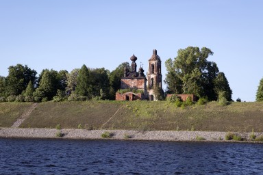 В СФ считают, что следить за законсервированными храмами могут местные приходы