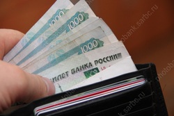 Чиновники заплатят владельцу разбитого на плохой дороге BMW