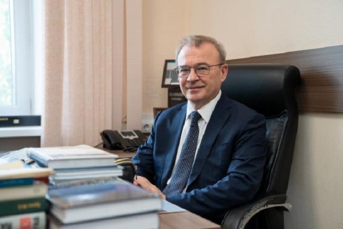 Президент ВятГУ Валерий Юнгблюд рассказал о выступлении на международной конференции Президент ВятГУ Валерий Юнгблюд рассказал о выступлении на международной конференции