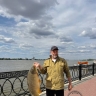 Огромную рыбину поймали в центре Астрахани 