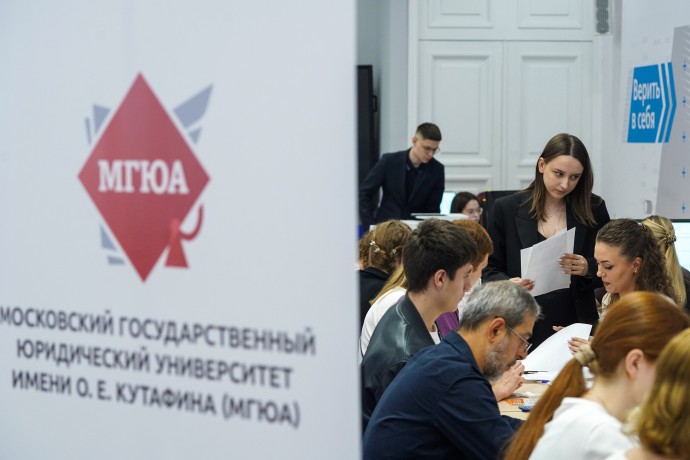 Вдовы участников СВО смогут бесплатно учиться в вузах и колледжах