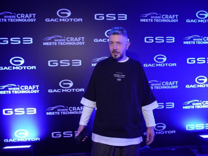 Жизнь в США — не голливудская сказка: дизайнер Артемий Лебедев раскрыл суровую правду Жизнь в США — не голливудская сказка: дизайнер Артемий Лебедев раскрыл суровую правду