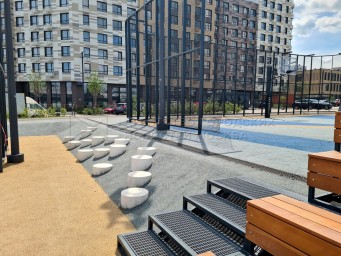 Стартовали работы по устройству 11 спортивных площадок нового формата в Москве