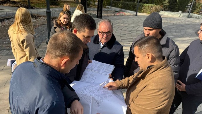 В Башкирии благоустраивают аллею и парк Кирова в Стерлитамаке