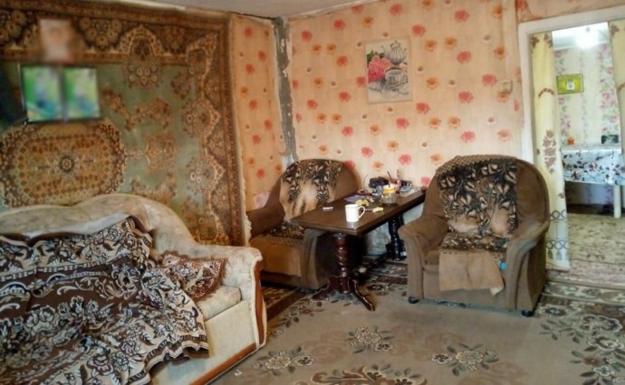 В Охе пенсионер пытался убить собутыльника ножом В Охе пенсионер пытался убить собутыльника ножом