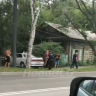 В Благовещенске автомобиль врезался в забор и дерево