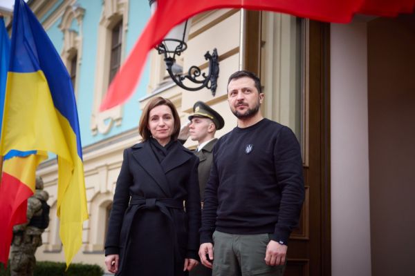 Нет ленинской «Искры»: Зеленский приберет голоса украинцев, как это сделала Санду