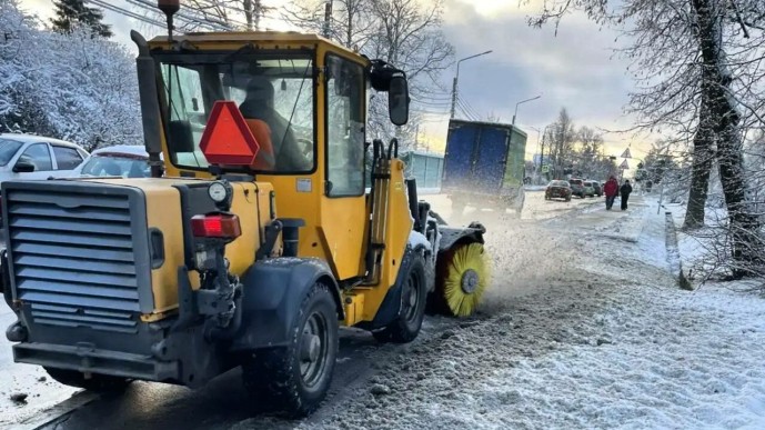 Евгений Разумишкин: Дорожные и садово-парковые предприятия готовы к любым неблагоприятным погодным условиям Евгений Разумишкин: Дорожные и садово-парковые предприятия готовы к любым неблагоприятным погодным условиям